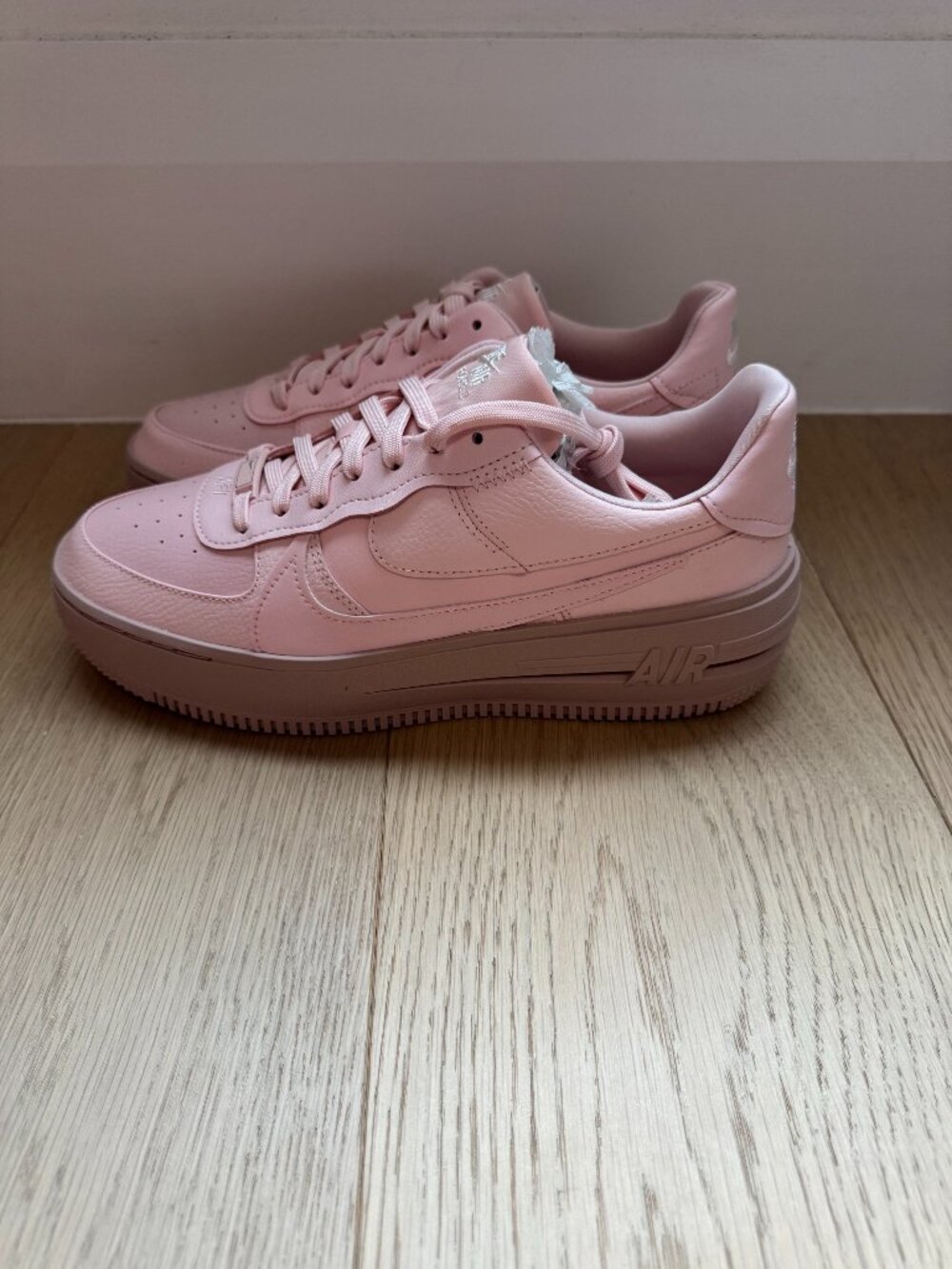 Women's Nike Air Force Platform